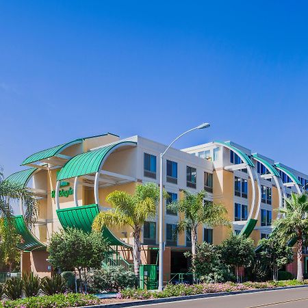 Holiday Inn Oceanside Marina Camp Pendleton By Ihg Buitenkant foto