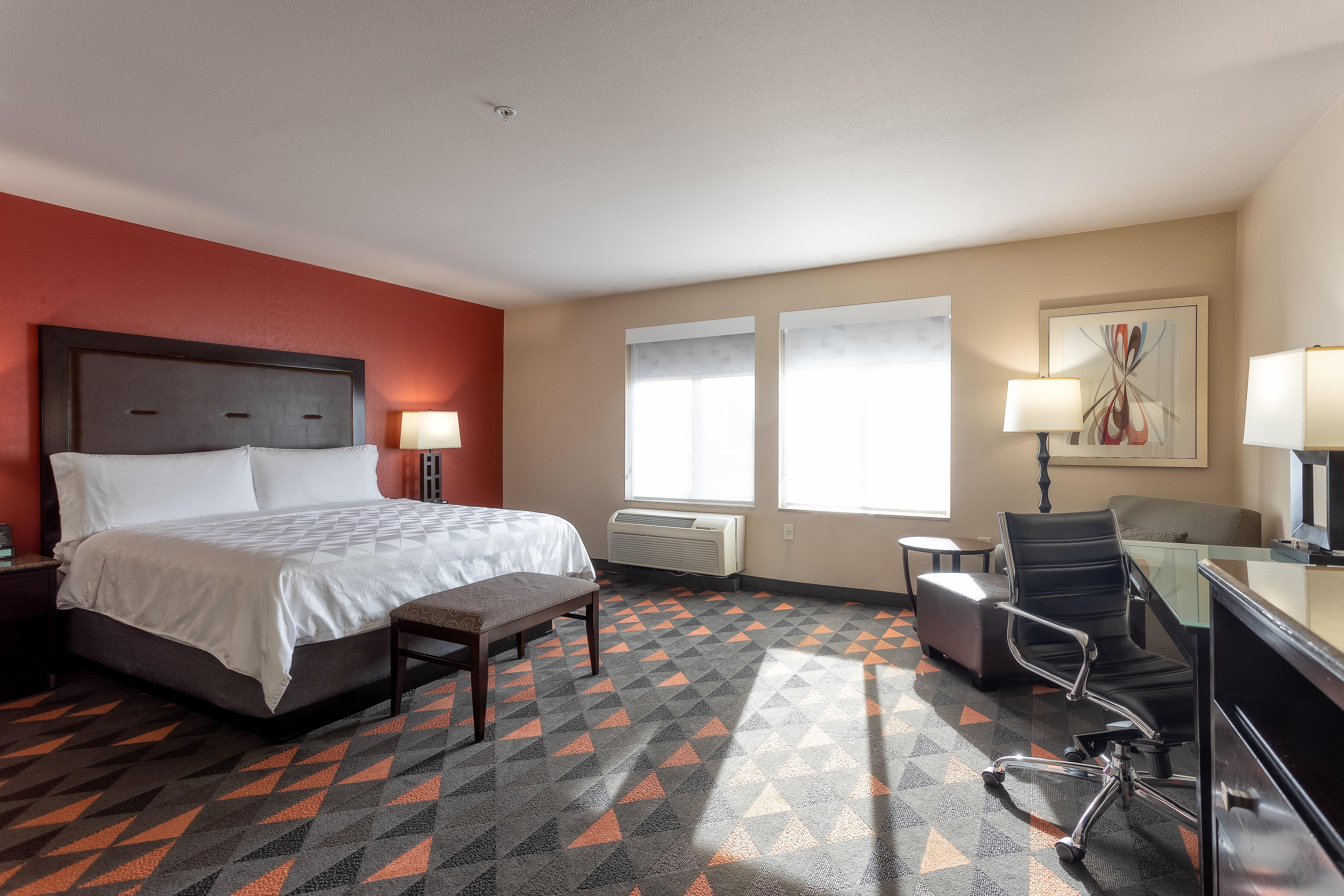 Holiday Inn Oceanside Marina Camp Pendleton By Ihg Buitenkant foto