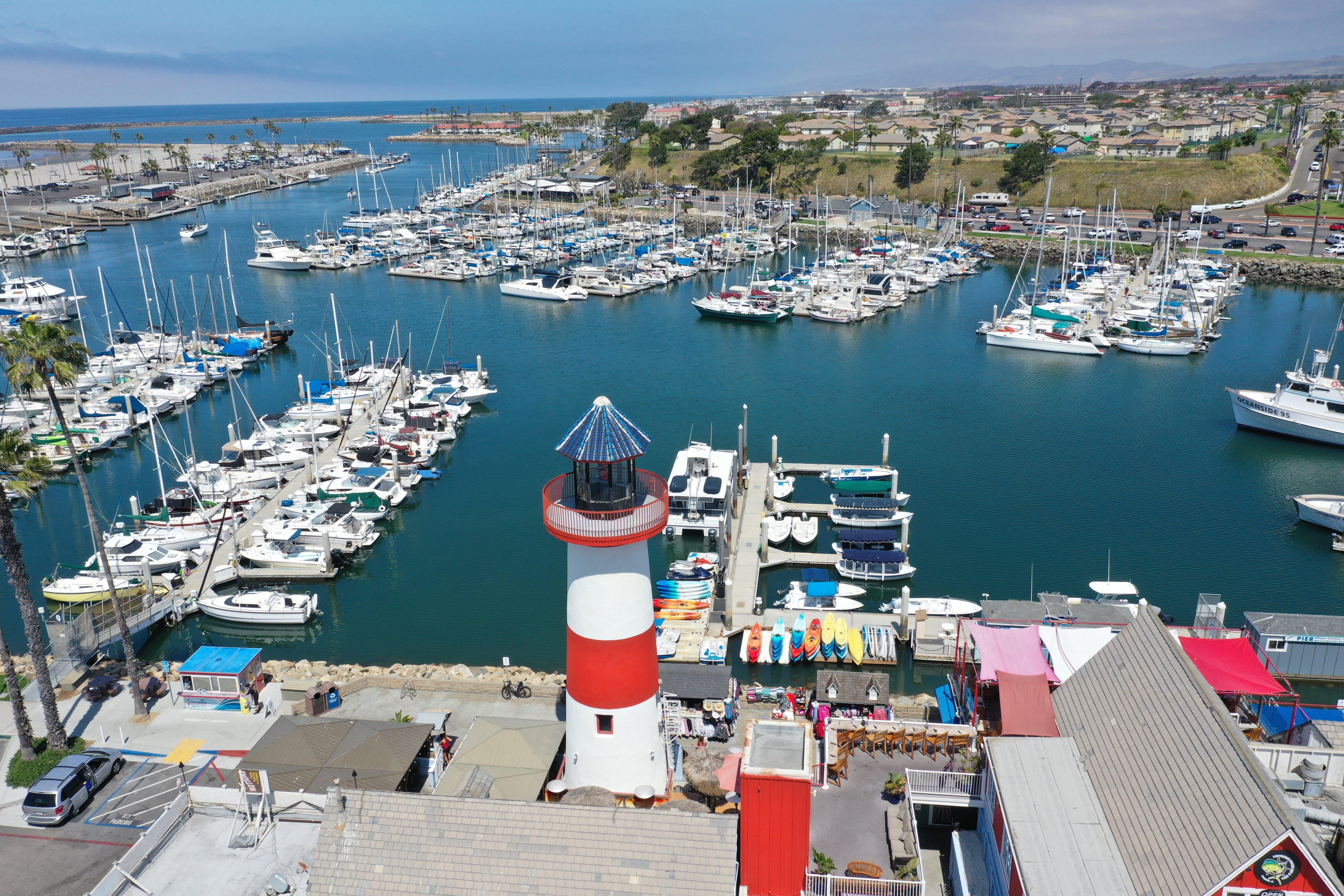 Holiday Inn Oceanside Marina Camp Pendleton By Ihg Buitenkant foto