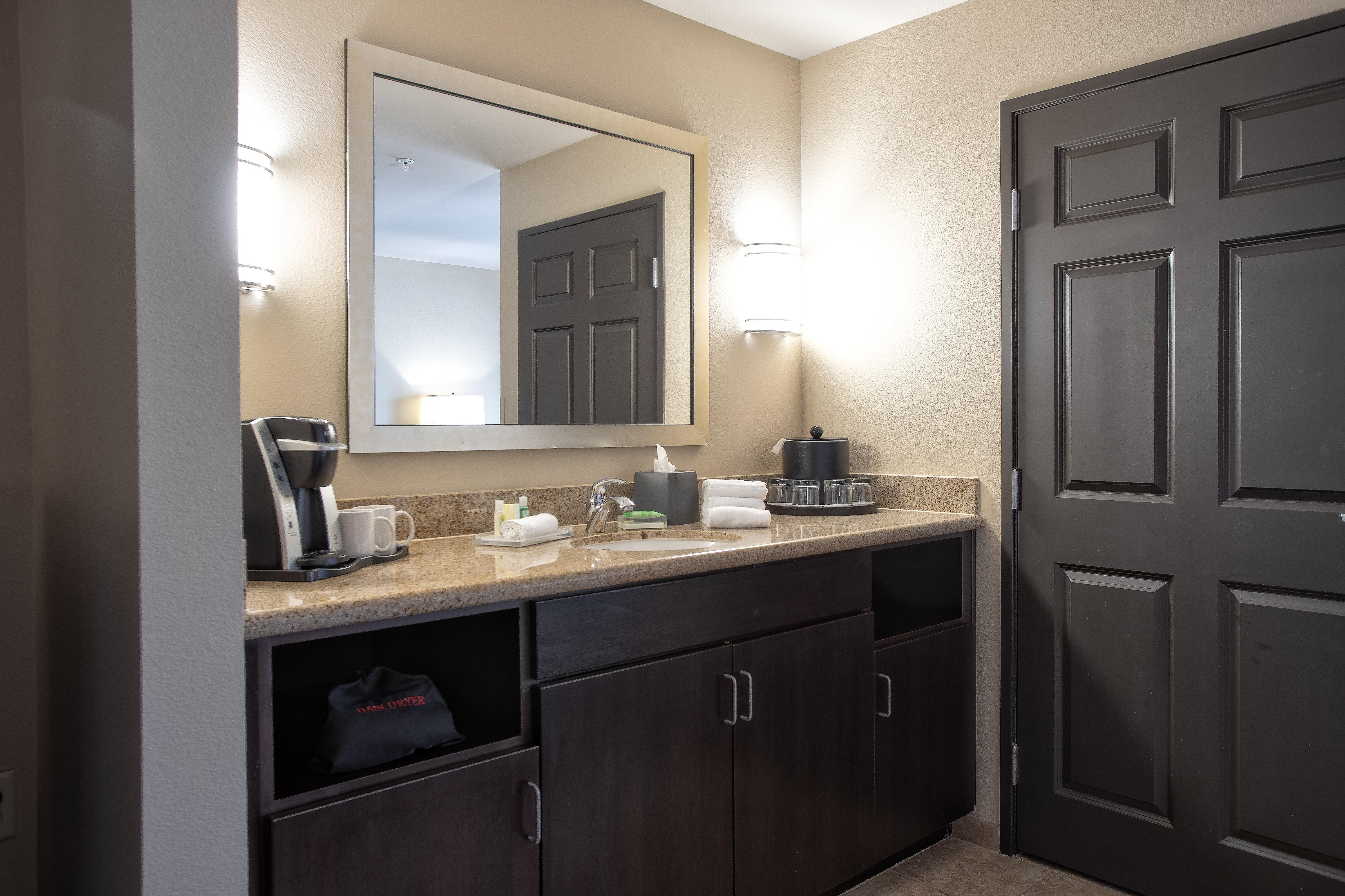 Holiday Inn Oceanside Marina Camp Pendleton By Ihg Buitenkant foto