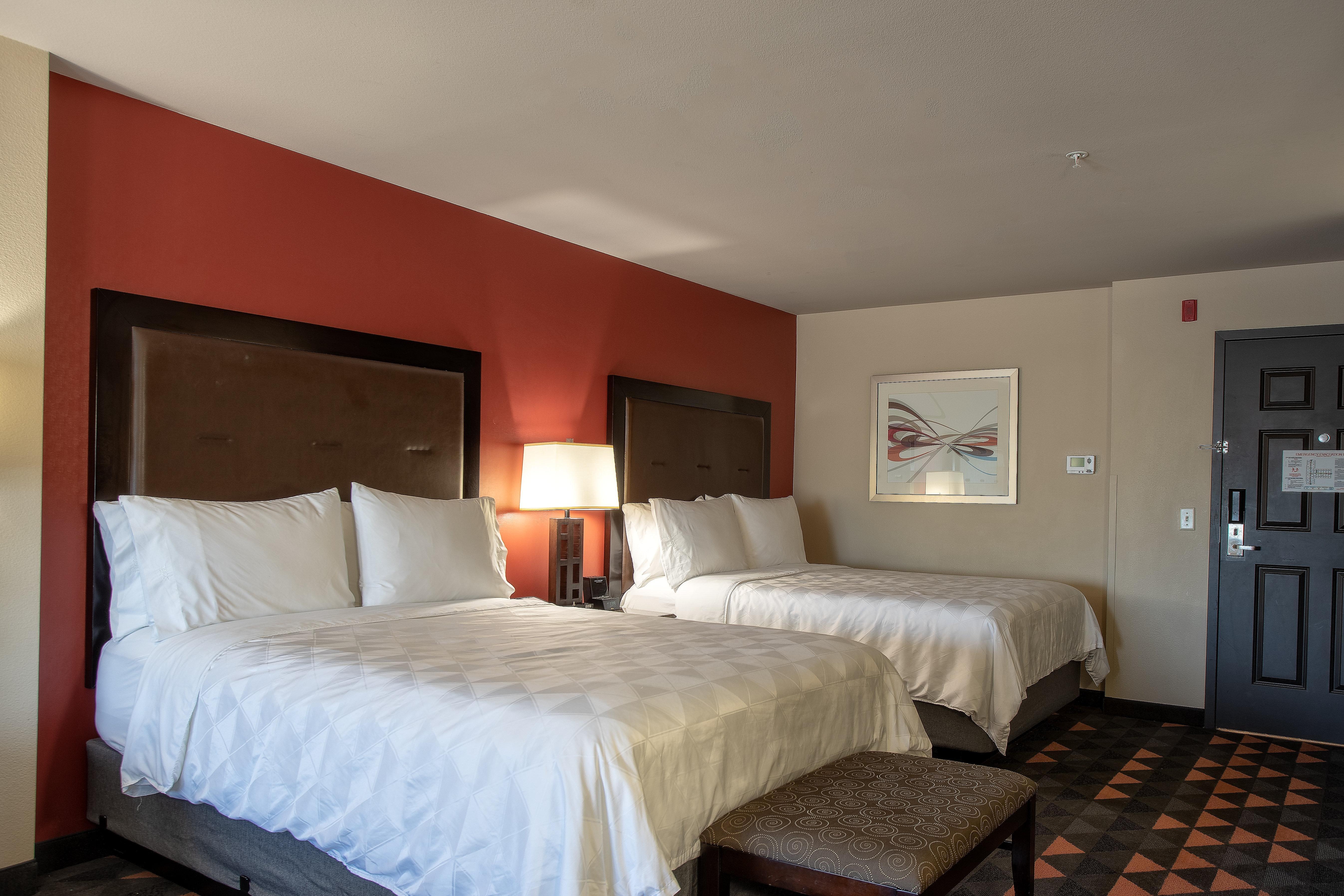 Holiday Inn Oceanside Marina Camp Pendleton By Ihg Buitenkant foto
