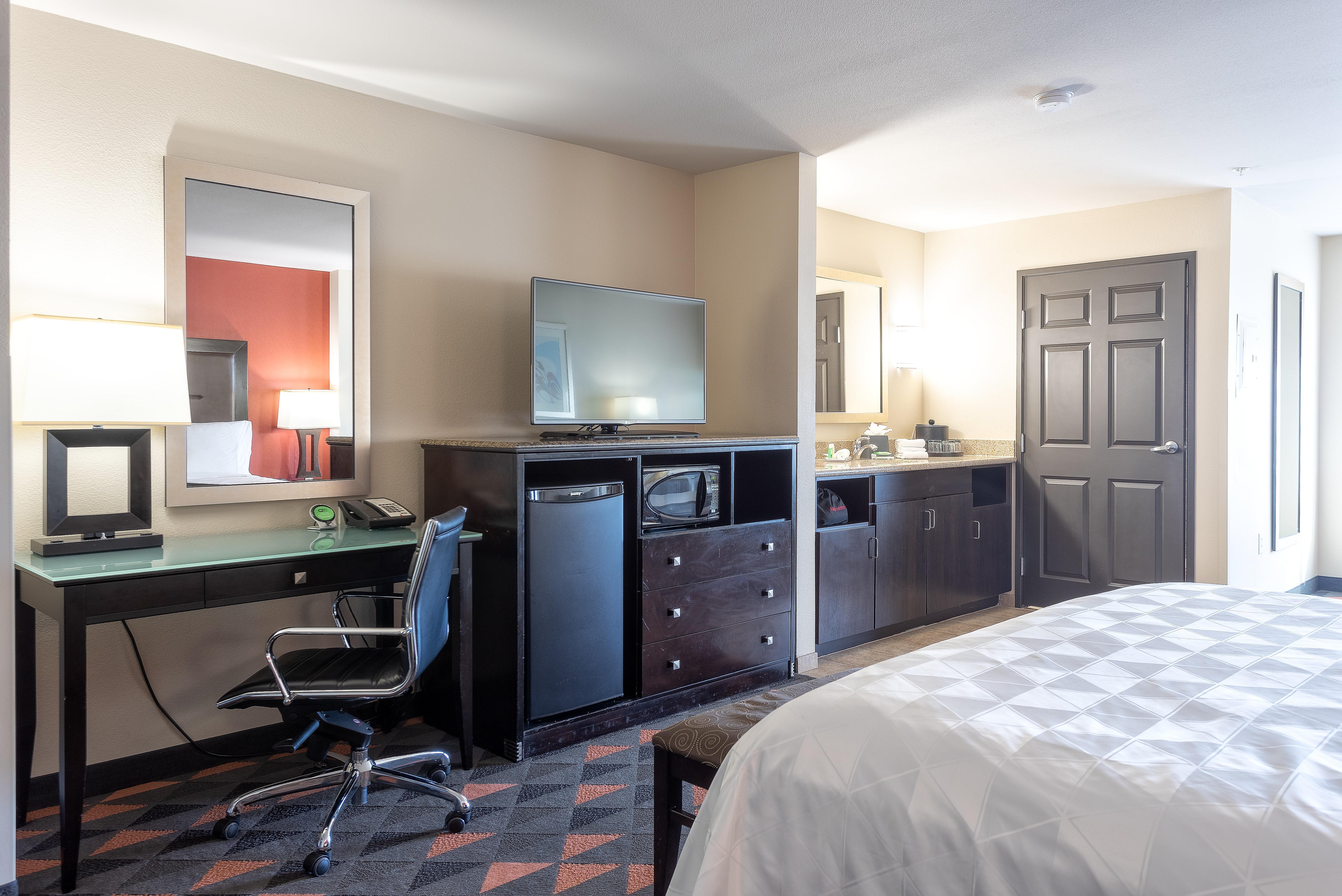 Holiday Inn Oceanside Marina Camp Pendleton By Ihg Buitenkant foto