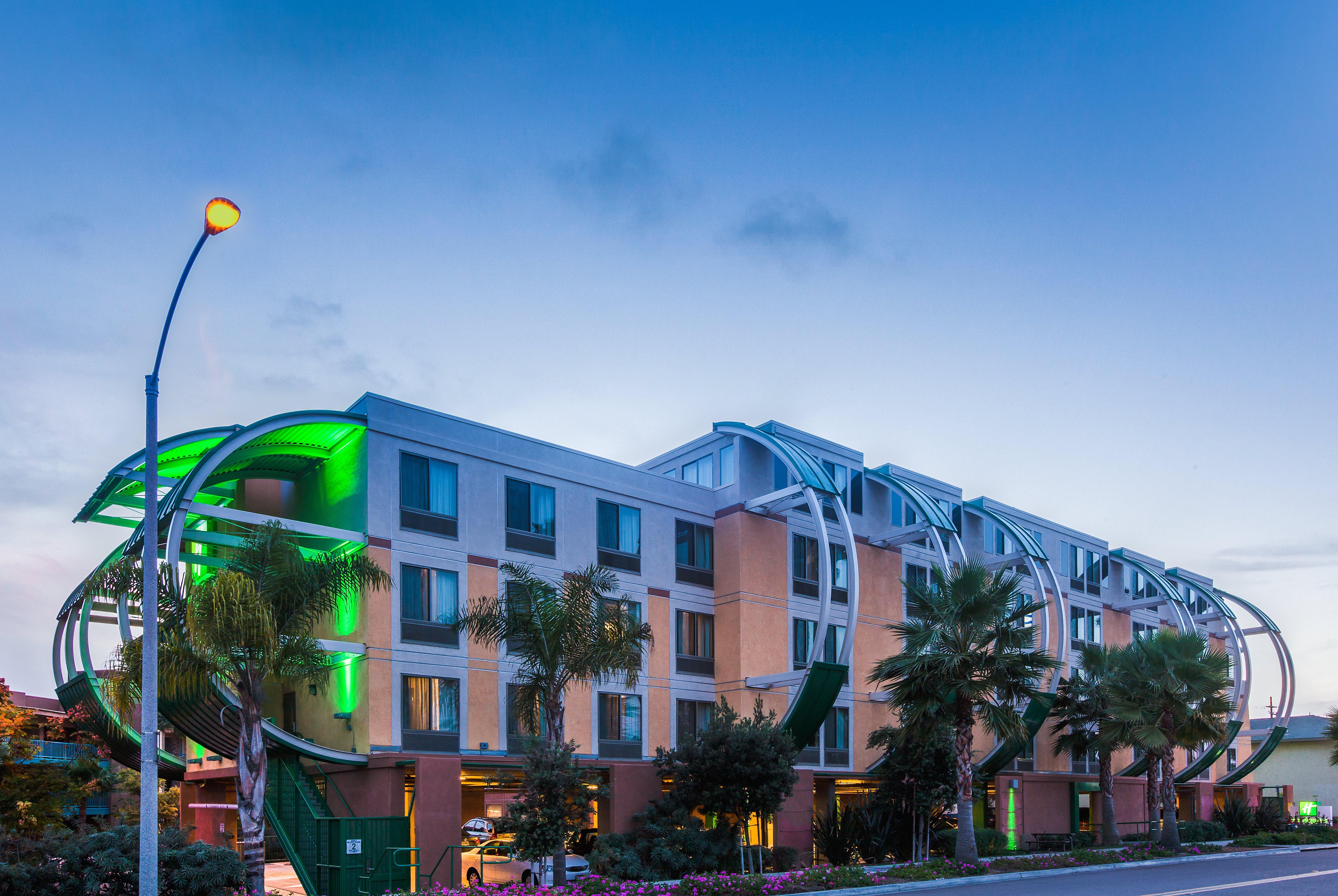 Holiday Inn Oceanside Marina Camp Pendleton By Ihg Buitenkant foto